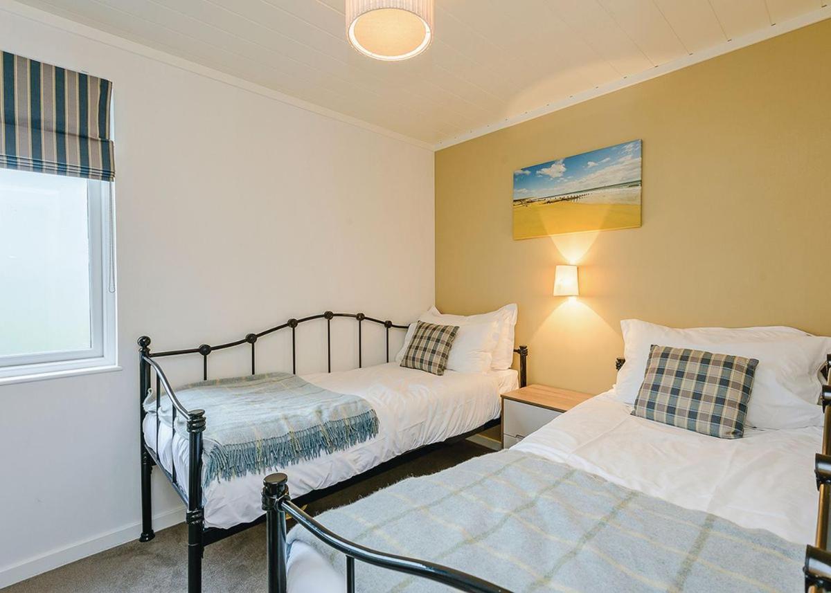 Woodside Coastal Retreat Hotel Fishbourne  Buitenkant foto